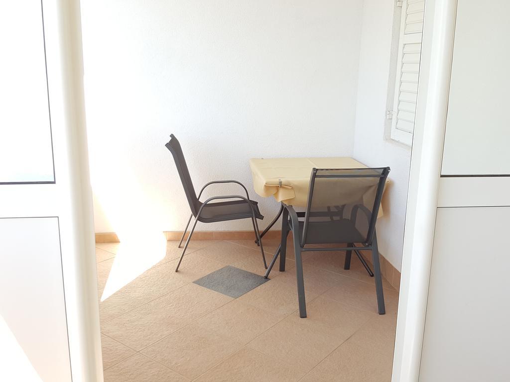 Apartmani Slavka Primošten Exteriör bild