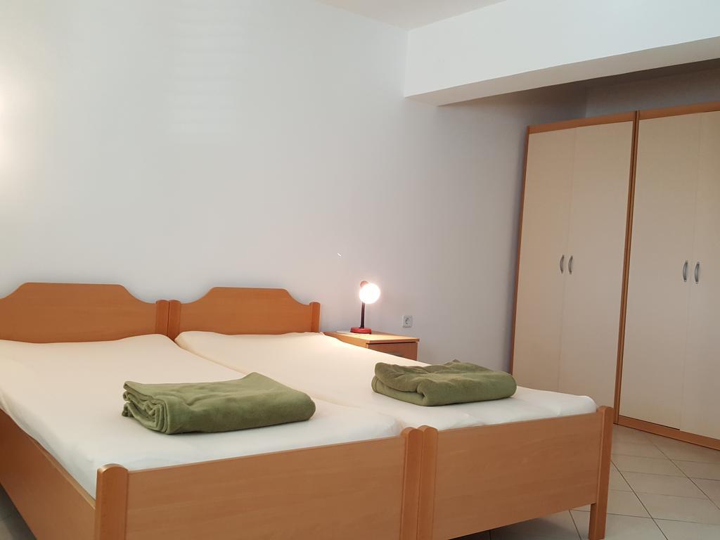 Apartmani Slavka Primošten Exteriör bild